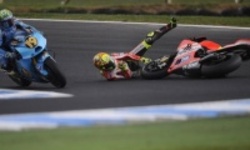 Падения Валентино Росси и Хорхе Лоренцо на Гран При Австралии